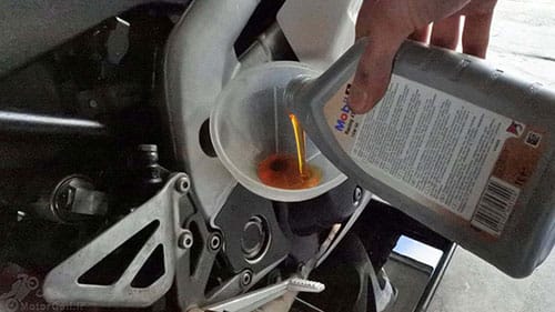 روغن موتورسیکلت