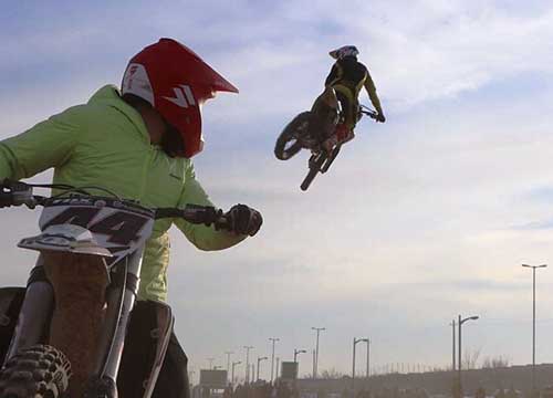 نکات مهم موتورسواری برای موتورسواران مبتدی و تازه کار