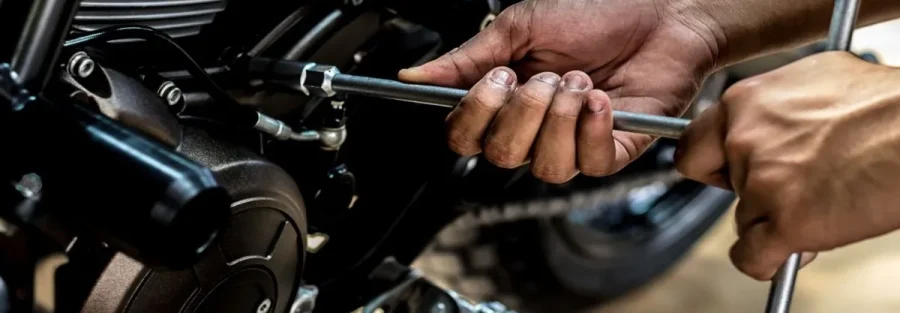 دلایل خفه کردن موتورسیکلت را بدانیم.