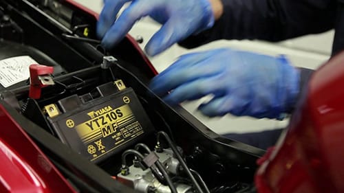 علائم خرابی باتری موتورسیکلت