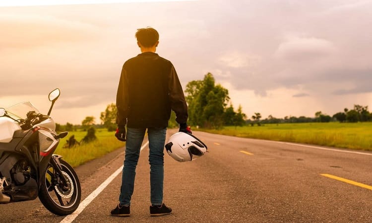 راه های روشن شدن موتورسیکلت