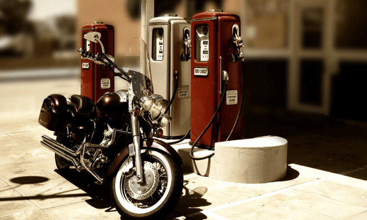 تمام شدن بنزین موتورسیکلت