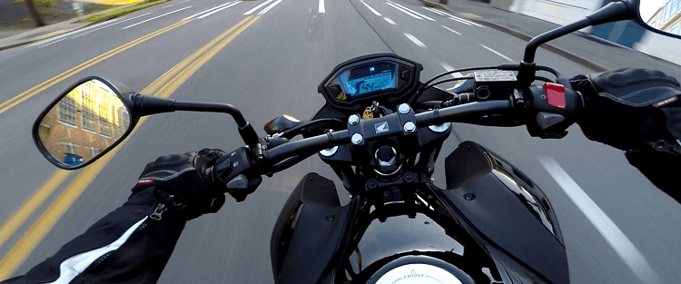 چطور موتورسیکلت برانیم؟ آموزش موتور سیکلت برای تازه واردان